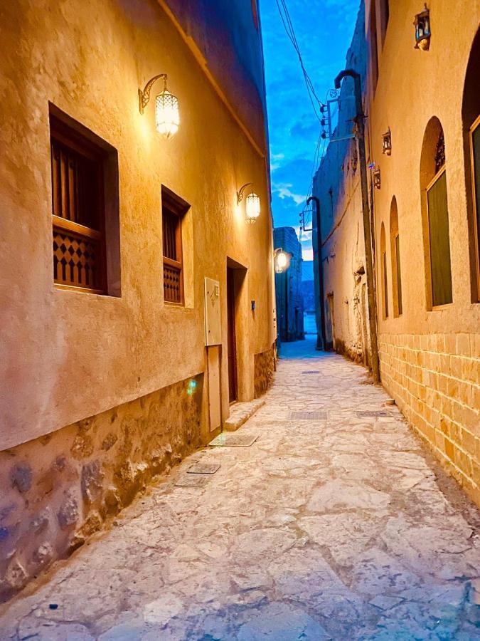 ניזווא Jawharat Alaqar Inn نزل جوهرة العقر מראה חיצוני תמונה