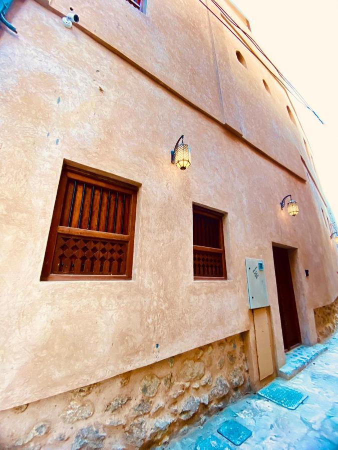 ניזווא Jawharat Alaqar Inn نزل جوهرة العقر מראה חיצוני תמונה