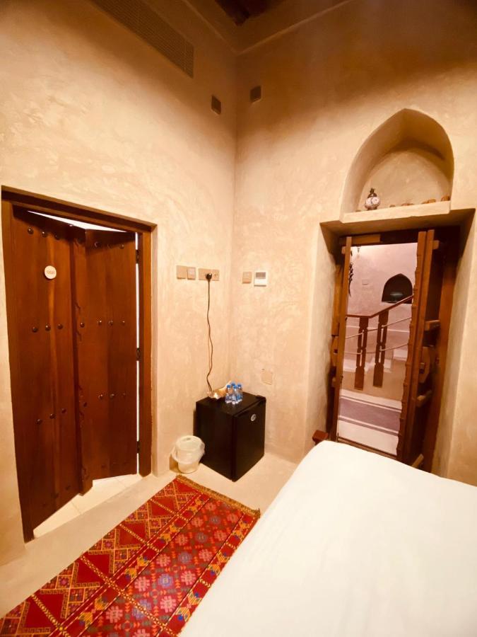 ניזווא Jawharat Alaqar Inn نزل جوهرة العقر מראה חיצוני תמונה